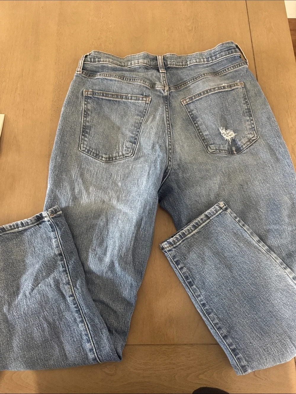 Universal Thread two pairs